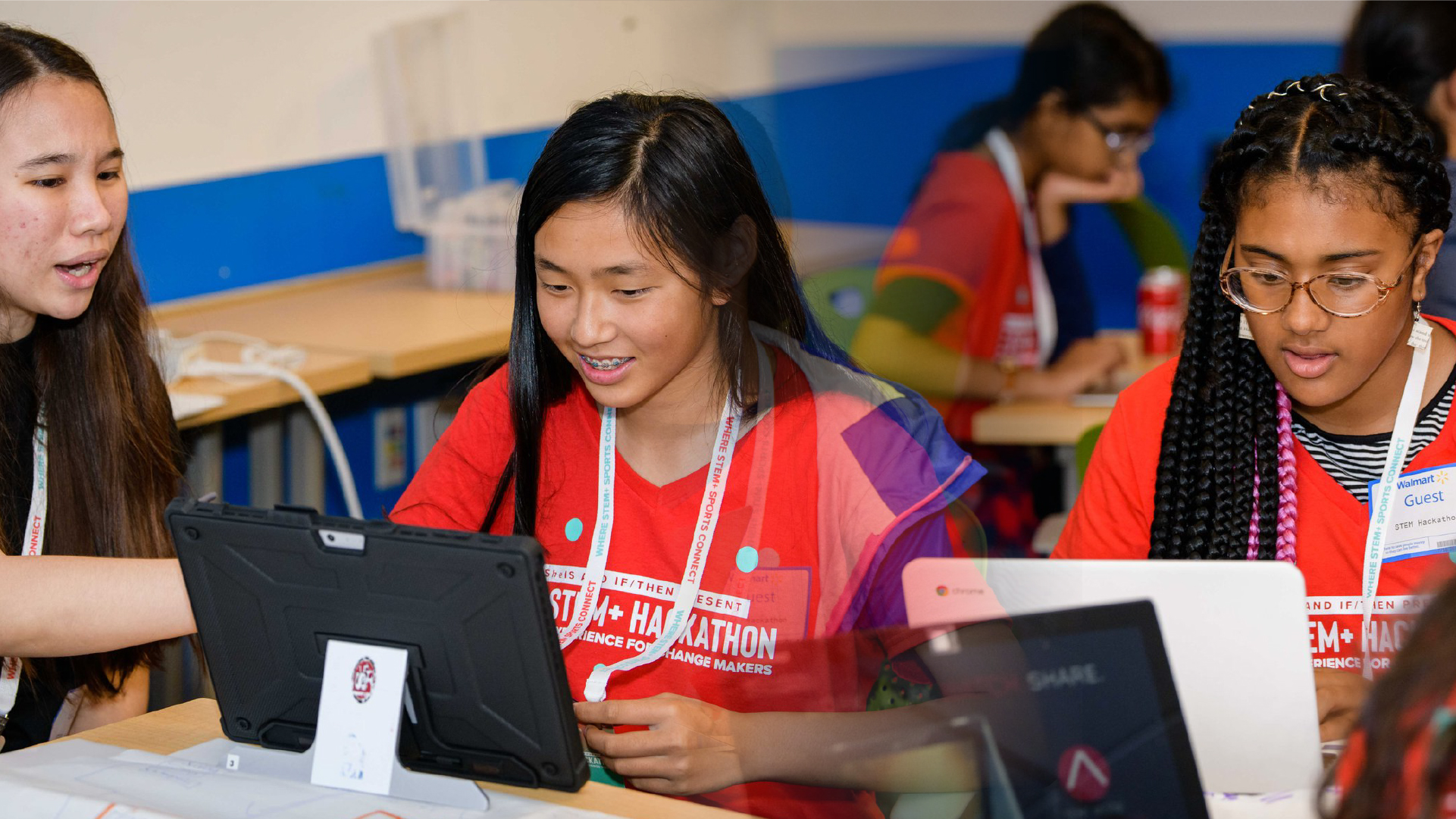 Girls Who Code Club Play Like a Girl